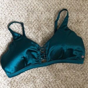 Calia by Carrie Underwood bikini top